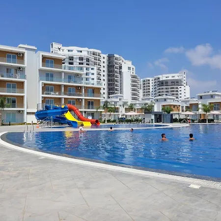 Royal Sun Elite Iskele - Luxury Lägenhet *